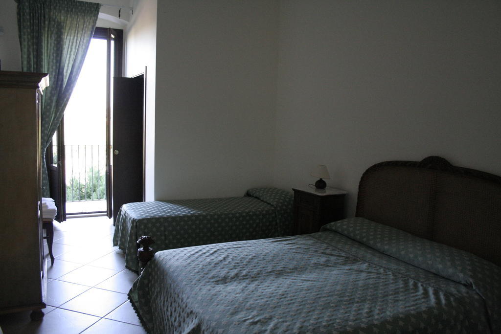 Hotel Agriturismo Antico Leccio Gioia Del Colle Pokoj fotografie