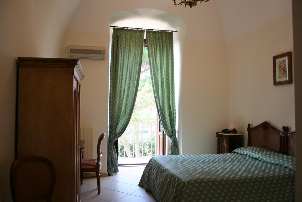 Hotel Agriturismo Antico Leccio Gioia Del Colle Pokoj fotografie